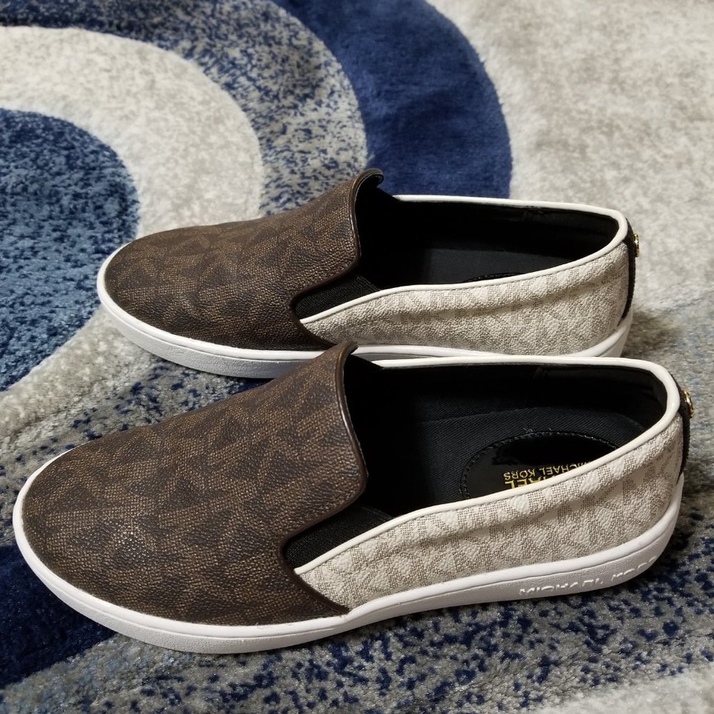 Michael Kors - Picture 3 of 6